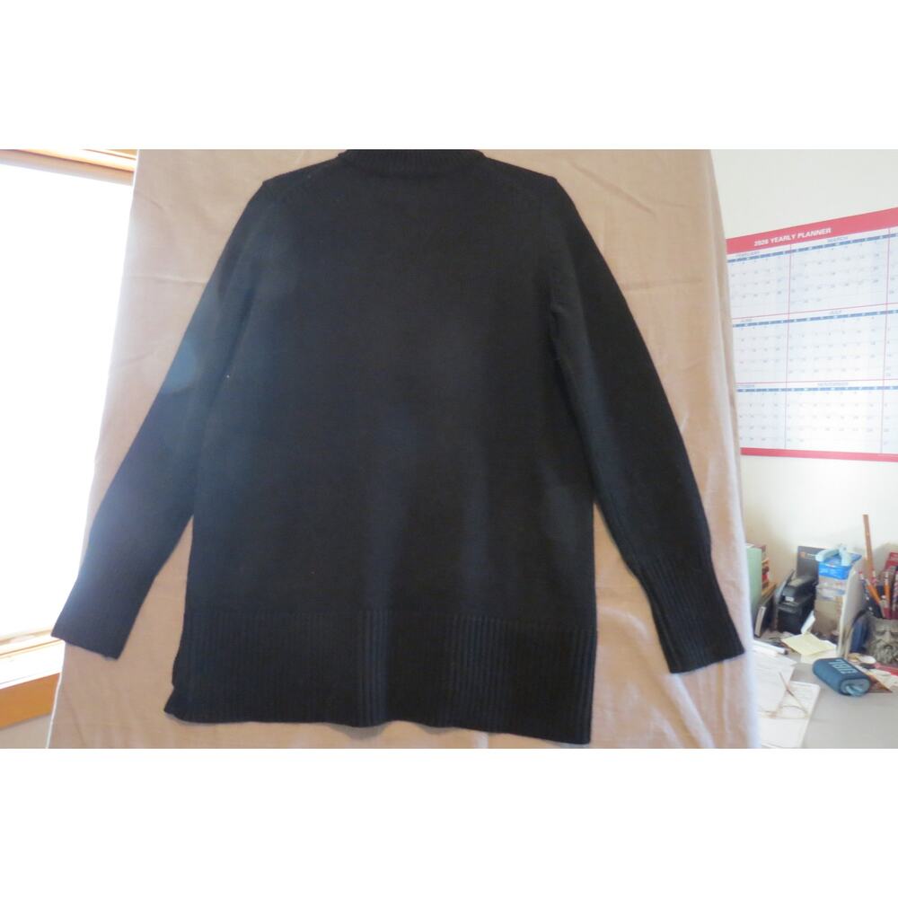 Tuckernuck Black Crewneck Sweater S Preppy Dark Academia Old Money Aesthetic
